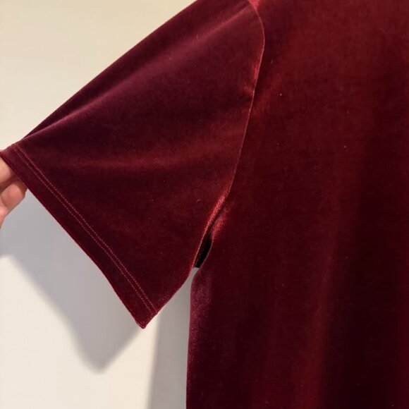 Old Navy Relaxed Red Wine Velvet Top, Size XLG - Picture 8 of 9
